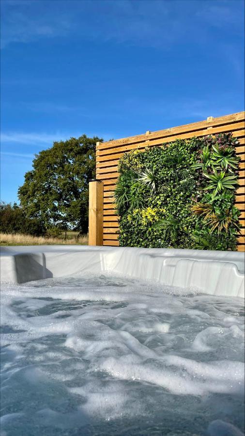 Eastridge Glamping Villa Shrewsbury Exterior foto